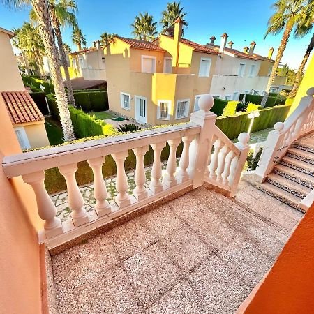 Apartamento Varsovia Oliva Luaran gambar