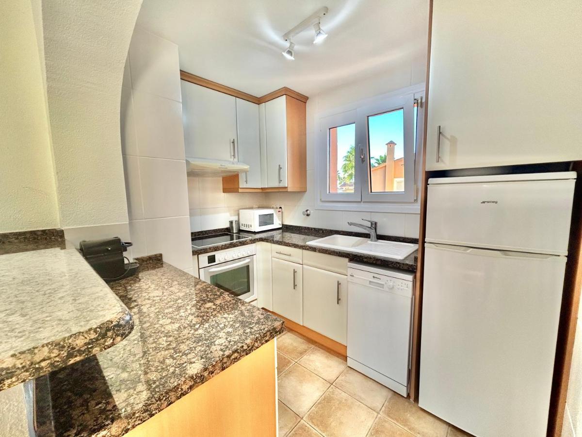 Apartamento Varsovia Oliva Luaran gambar