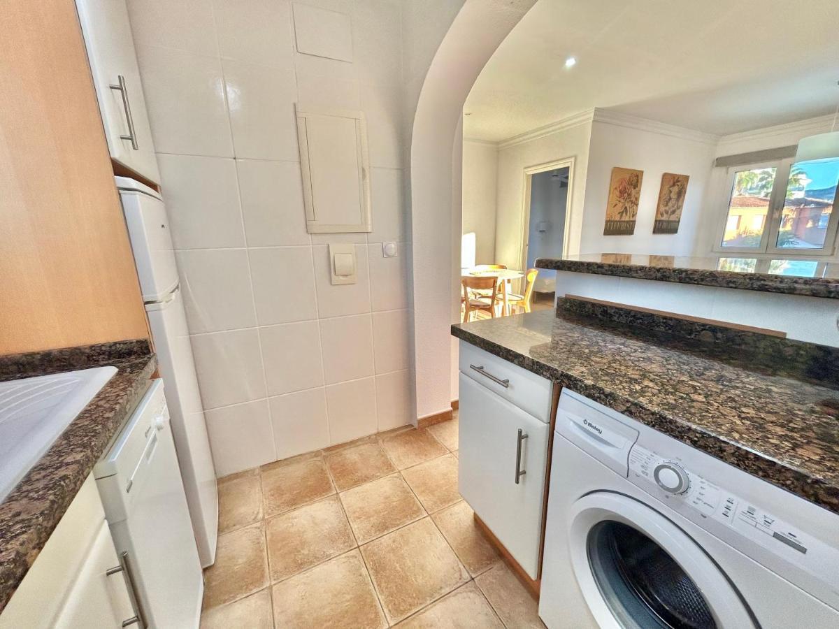 Apartamento Varsovia Oliva Luaran gambar