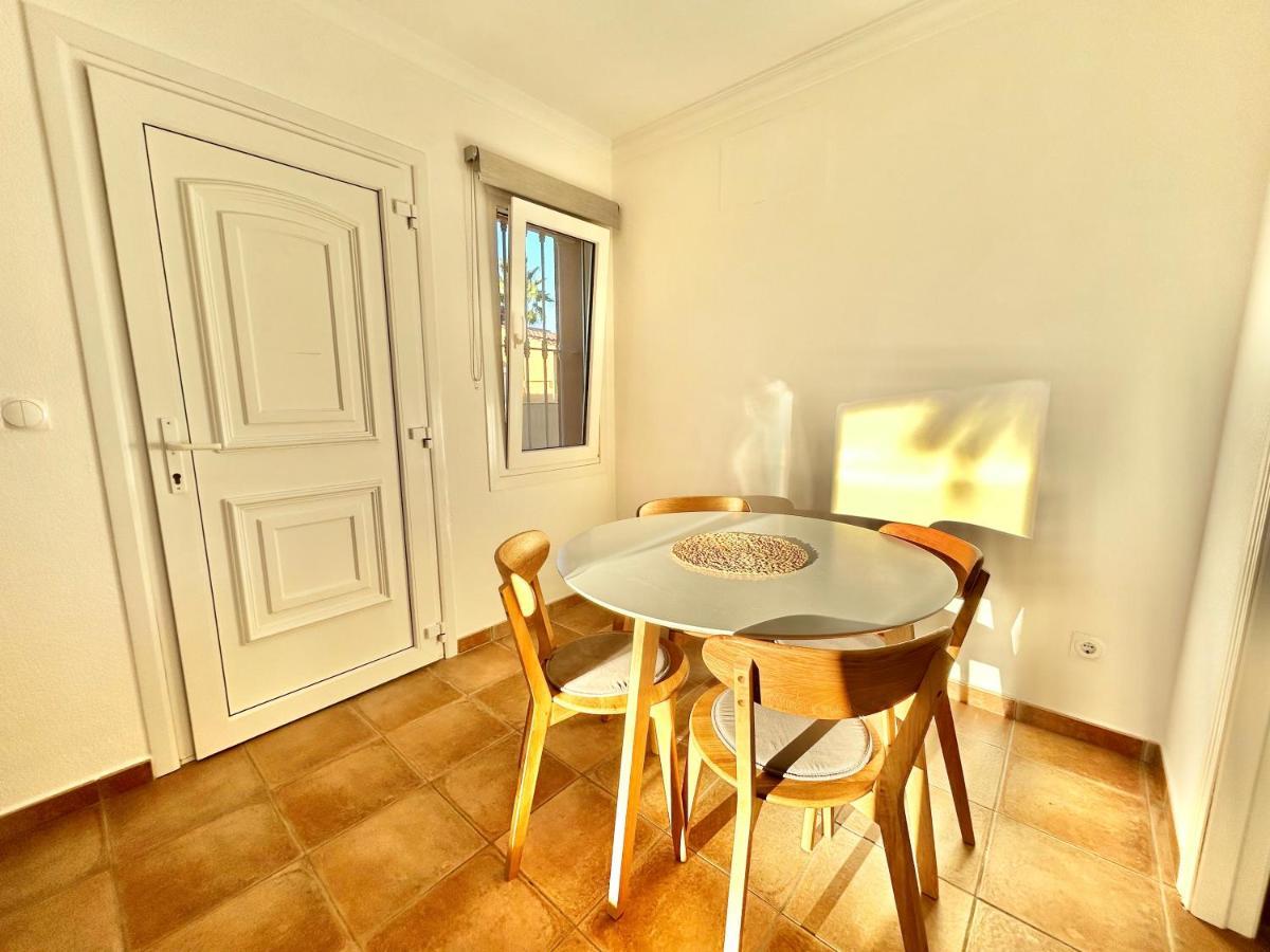 Apartamento Varsovia Oliva Luaran gambar